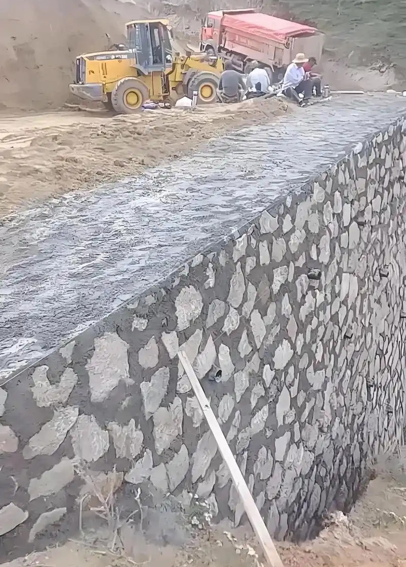 大同矿区边坡加固
